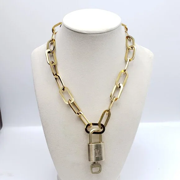 Authentic Louis Vuitton GoldPadlock w/Unbranded Stainless Steel Paper Clip Chain - Picture 13 of 13